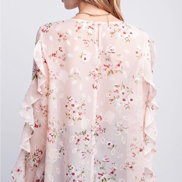 Easel Delicate Floral Blouse - Soft Pink and Cream - Picture 3 of 5